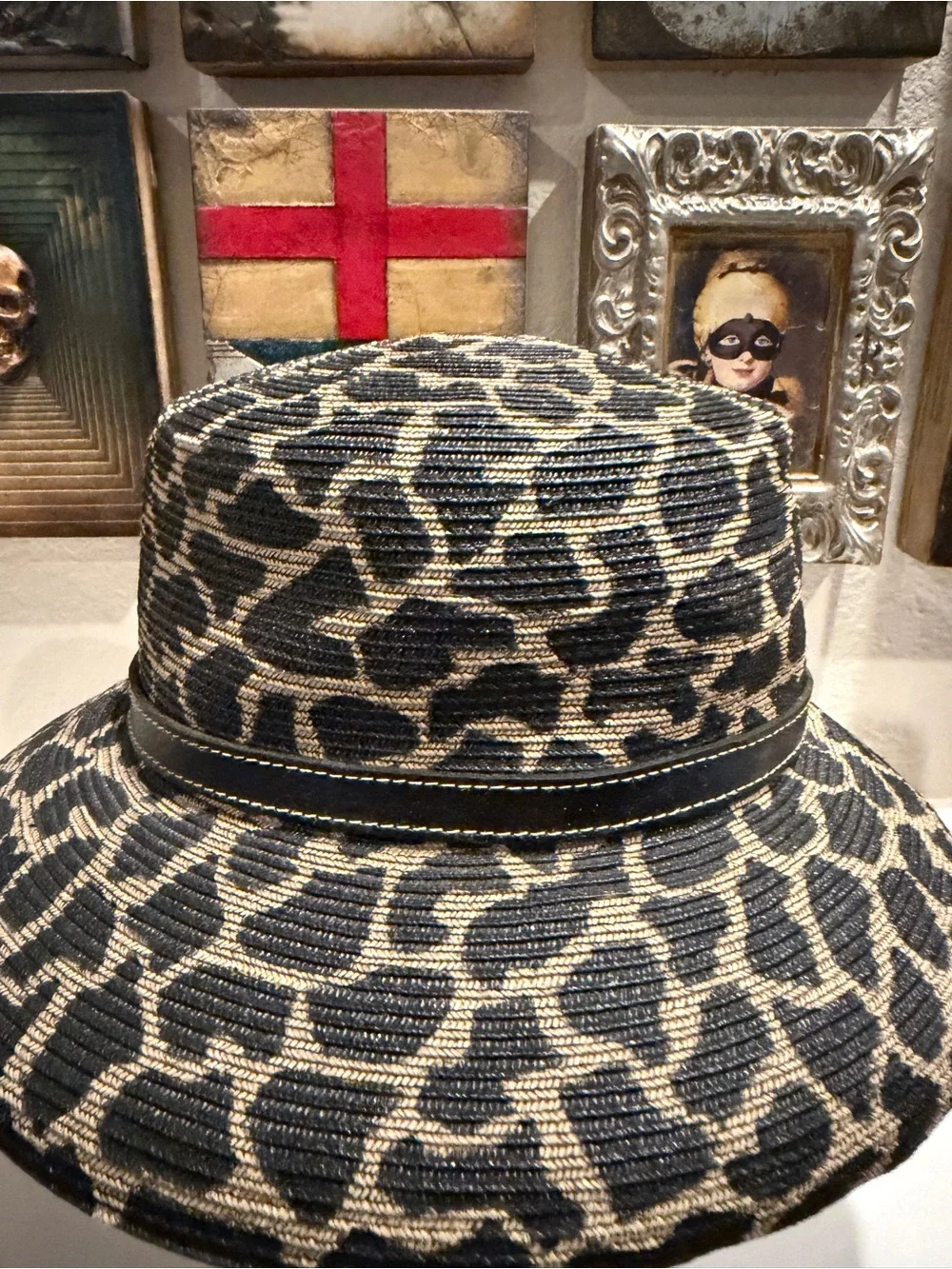 Eric Javits Leopard Print Packable Straw Sun Hat w/ Leather Buckle Trim - Picture 5 of 8